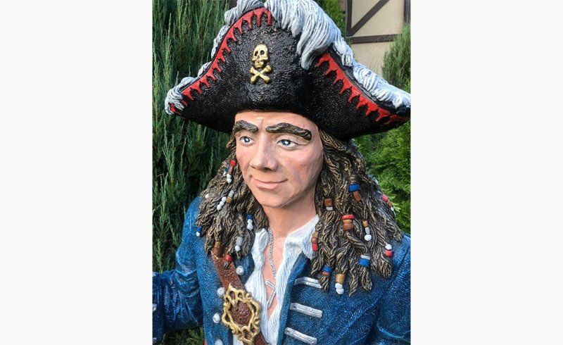 Садовая фигура Пират